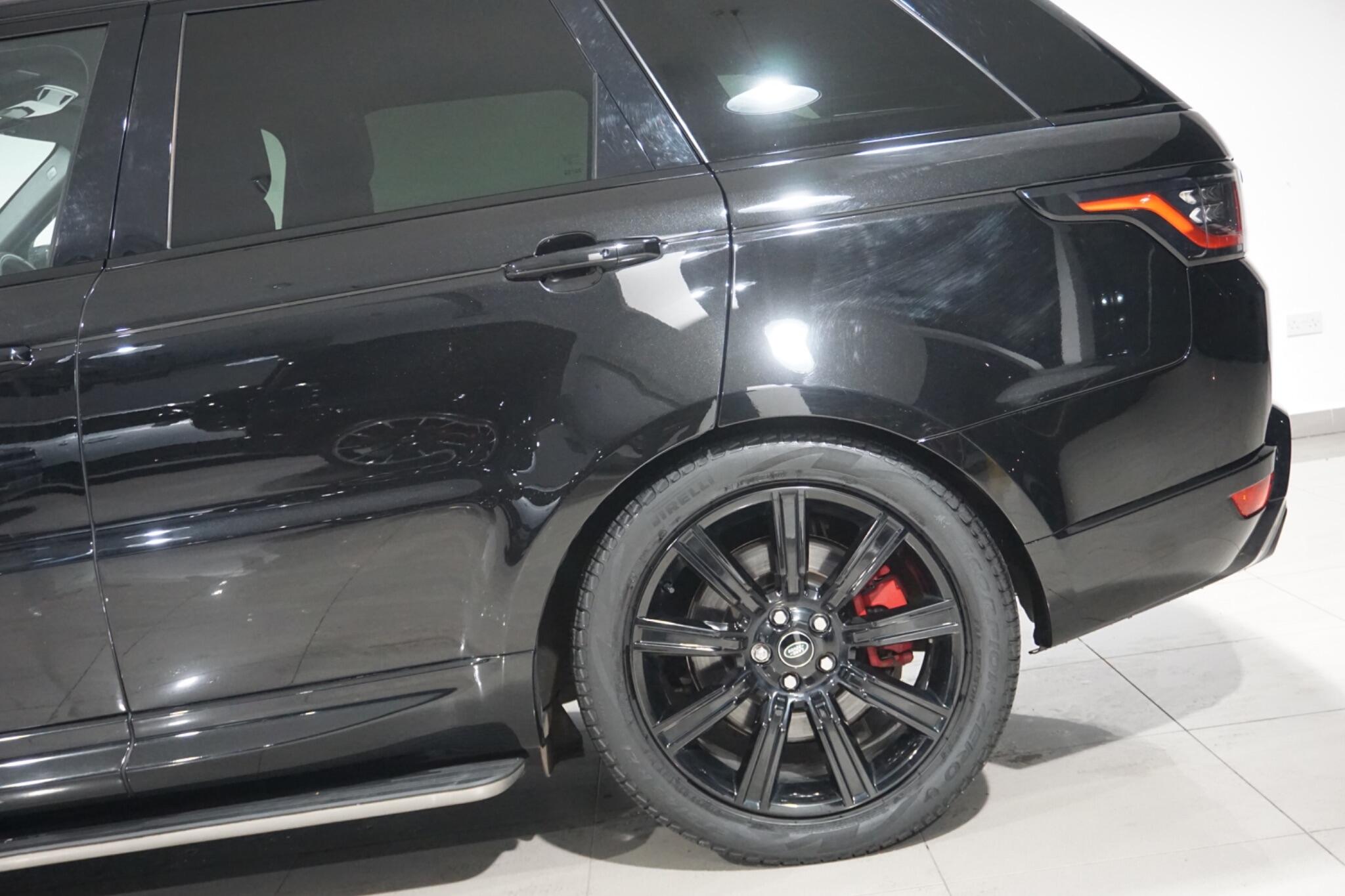 Land Rover Range Rover Sport 2.0 P400e 13.1kWh HSE Dynamic Black SUV 5dr Petrol Plug-in Hybrid Auto 4WD Euro 6 (s/s) (404 ps)